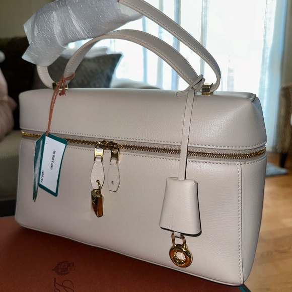 NEW Loro Piana Extra Bag L27 Linen Calf in Light Travertine/Sun Gold - Picture 7 of 15